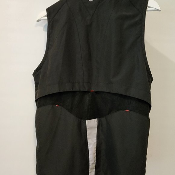 Lululemon Reflective Running Vest - Picture 2 of 5